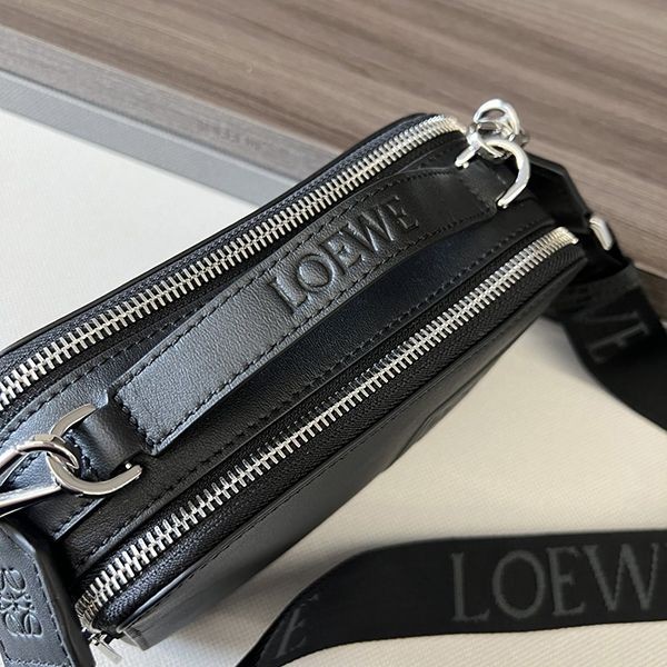 ロエベ カメラバッグ 偽物 ミニ クロスボディバック lov77223