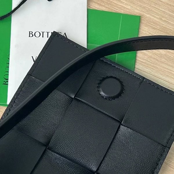 ボッテガ ヴェネタ キャンディー コピーカセット クロスボディミニバッグ ギフトに 送礼 bov94593