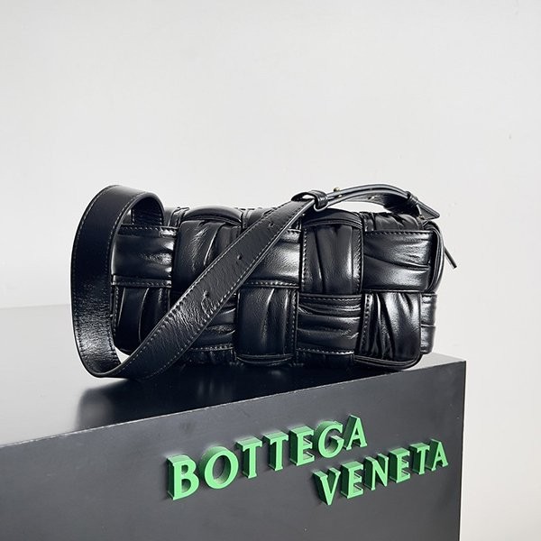 大人気！注目度抜群！ボッテガヴェネタハンドバッグ コピー bov55690