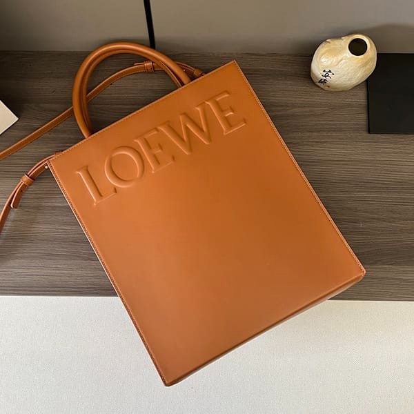 完売必至ロエベ カーフ スタンダード A5 トートバッグ 偽物 2サイズ loo81477