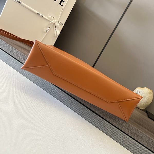 完売必至ロエベ カーフ スタンダード A5 トートバッグ 偽物 2サイズ loo81477