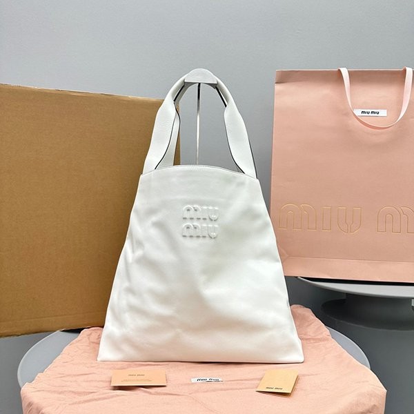 新色登場★ミュウミュウ レザー ハンドバッグ コピーホワイトmyf21871