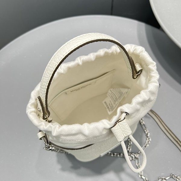 新色登場★メゾンマルジェラ コピーマイクロ Bucket Bag バケットバッグ Mav39673