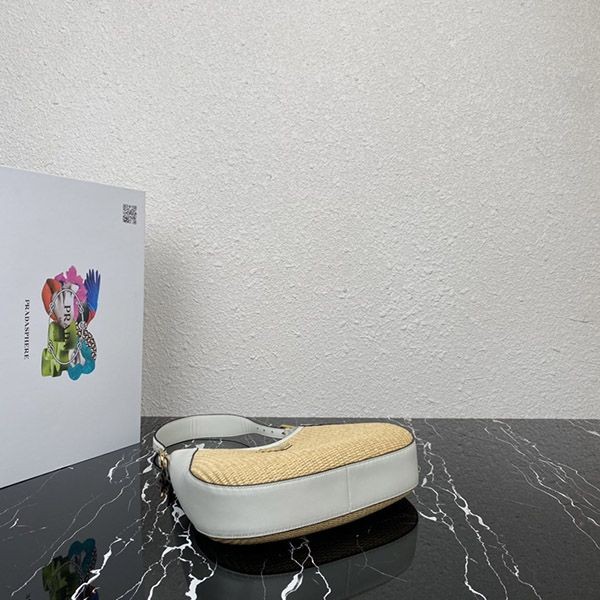 ギフトに最適 プラダ ファブリック&レザー コピー ショルダーバッグ puj46171