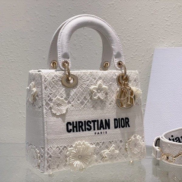 【こだわりある刺繍！】レディディオール 偽物 バッグ ミディアム def63732