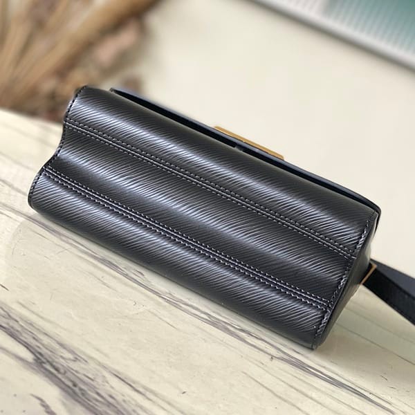 おすすめルイヴィトン コピー ツイスト MM ショルダーバッグ M22773