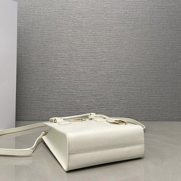 ギフトに最適 プラダ シンボル 偽物 ファブリック スモールバッグ 1BA358 pue48536