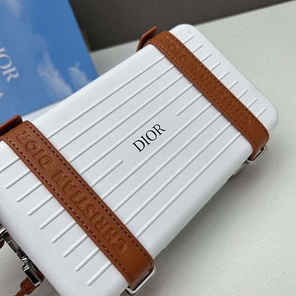 23秋冬プレ ディオール リモワ コピー クラッチバッグ den31566