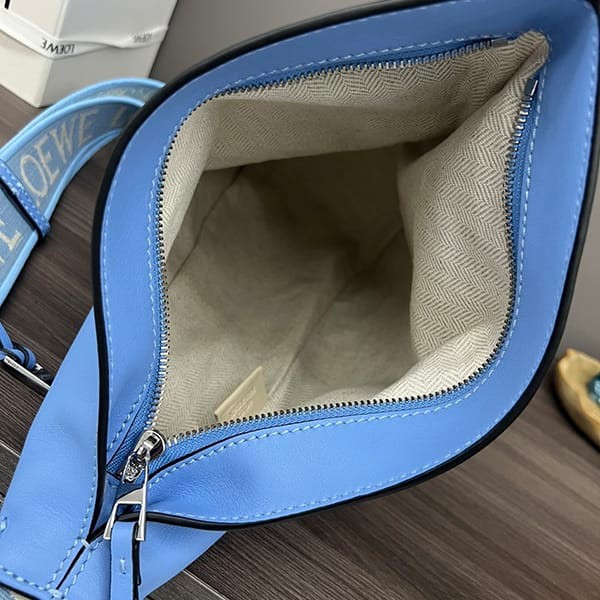 最新でオシャレロエベ アントン スリング バッグ コピー low58848