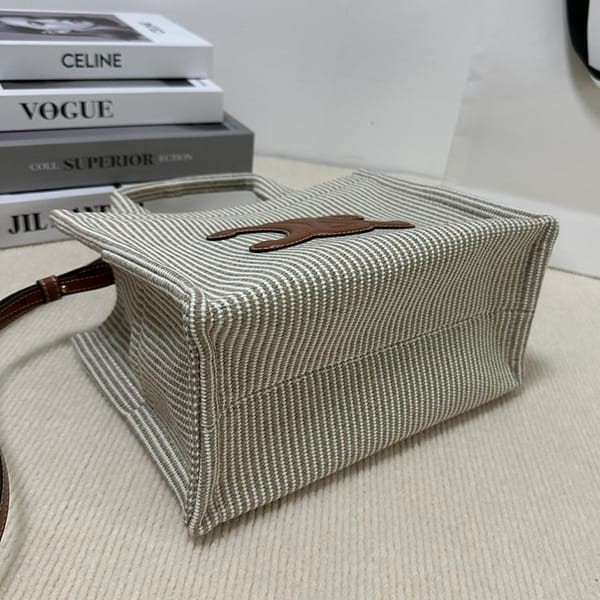 n級品 おすすめセリーヌ コピー スモール カバ タイス ストライプ ハンドバッグ 199162FEE02BG
