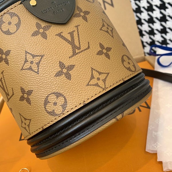 ルイヴィトン カンヌ 偽物 モノグラムリバース バッグ M43986