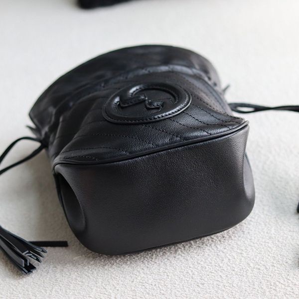最新！グッチ ブロンディ 偽物ミニ バケット バッグ guq06972