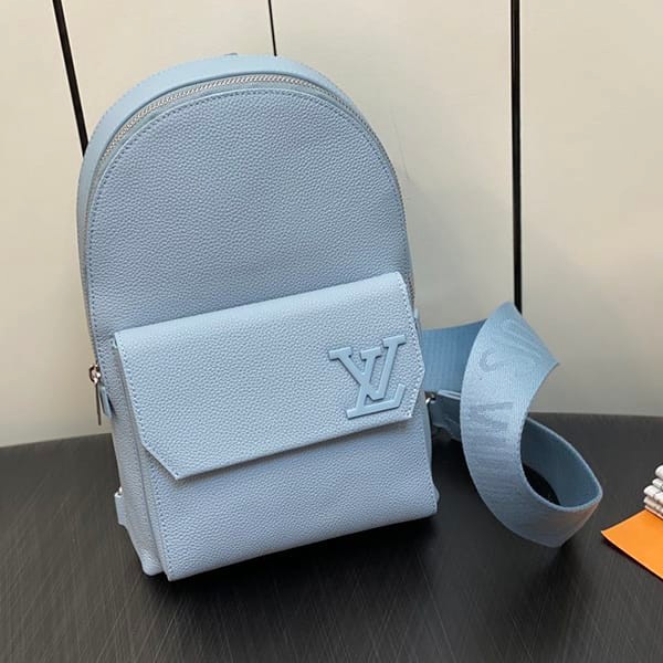 大人気！ルイヴィトン スーパーコピー パイロットスリングバッグ vun65345