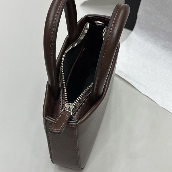 n級品 おすすめ ミュウミュウ アルカディコピー トップハンドルバッグ myo57966