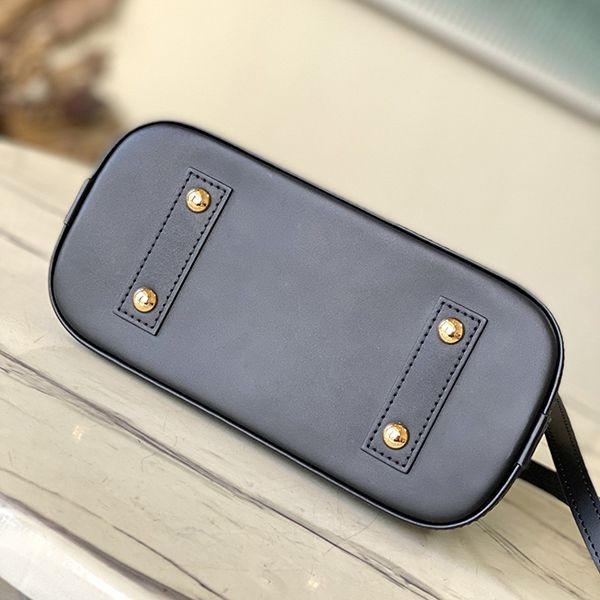 高品質【ルイヴィトン】バッグアルマ BB 偽物★キルティング加工ラムレザー M23576