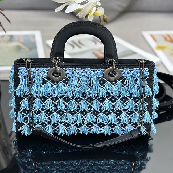 超限定♪ディオール 刺繍ブルービーズ レディディオール 偽物バッグ M0540c
