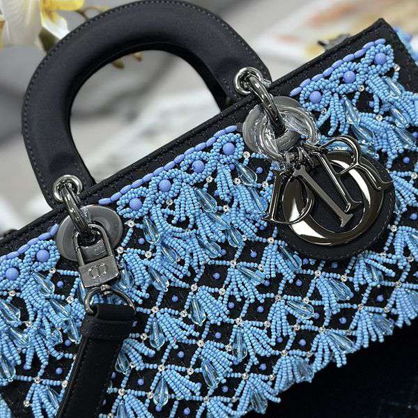 超限定♪ディオール 刺繍ブルービーズ レディディオール 偽物バッグ M0540c