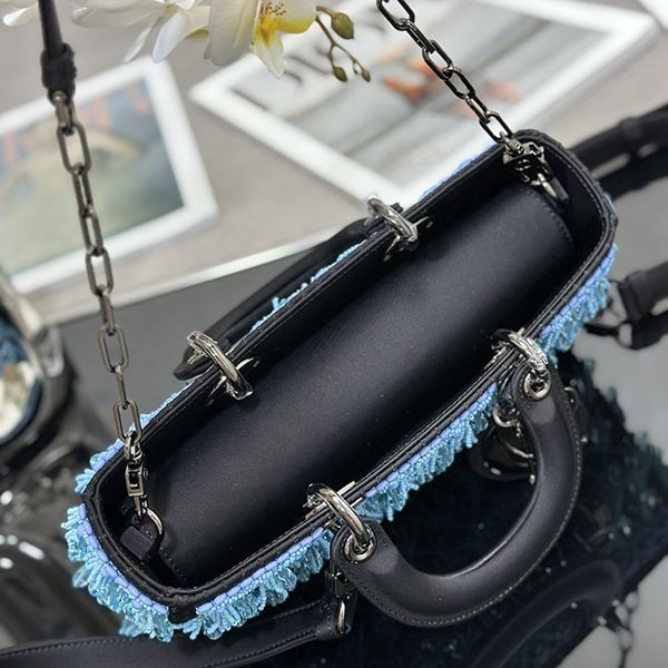超限定♪ディオール 刺繍ブルービーズ レディディオール 偽物バッグ M0540c