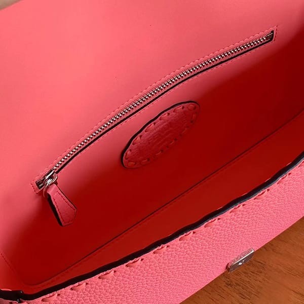 確保済みフェンディ 偽物 バゲット ピンク セレリア バッグ 8BR600 ANT2F191J