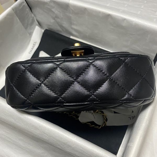 〔かわいいデザイン♪〕シャネル トップハンドルバッグ コピー N級品 AS4573