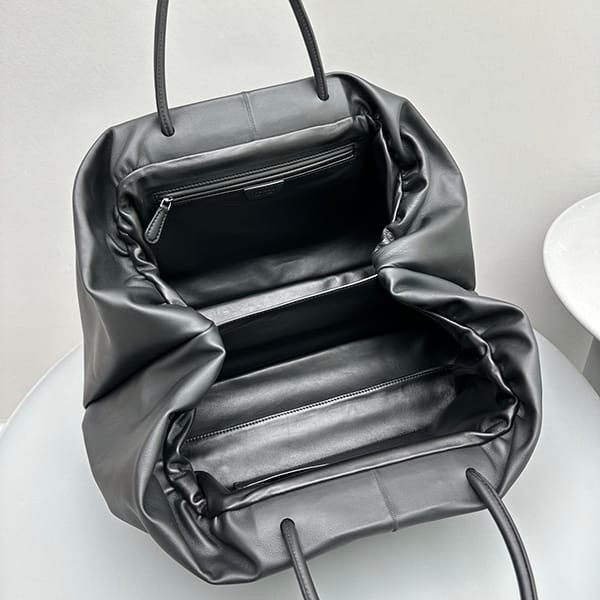 セール新作The Row 偽物 Elio Bourse レザーハンドバッグ zaj86242