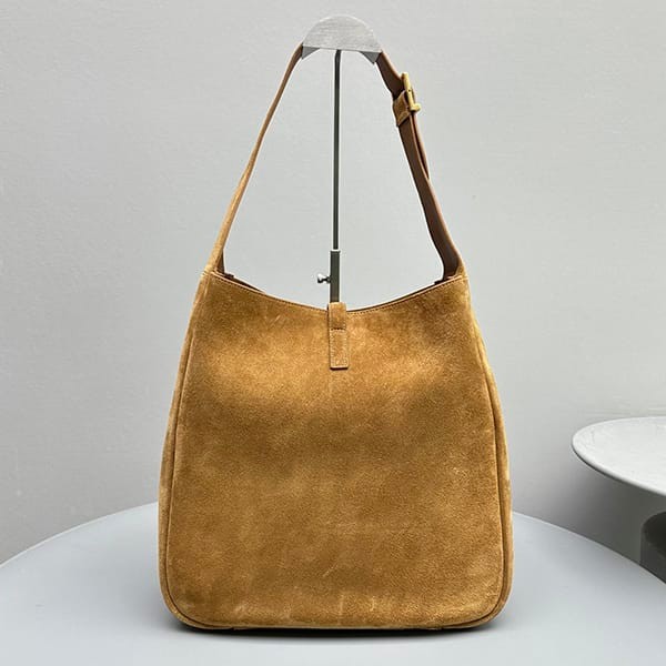 世界中で大人気♪サンローラン 偽物 スモールスープル スムースレザーバッグ 2サイズ Sac52225