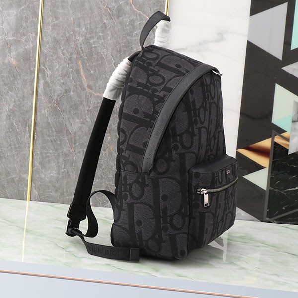 ＜毎日の必需品・どんなコーデにも＞☆ディオール☆RIDER バックパック 偽物 1ESBA088YXL