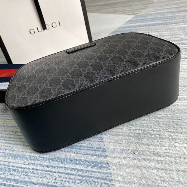 グッチ GGスプリーム キャンバス クロスボディバッグ コピー ‎574886K5RLN1095
