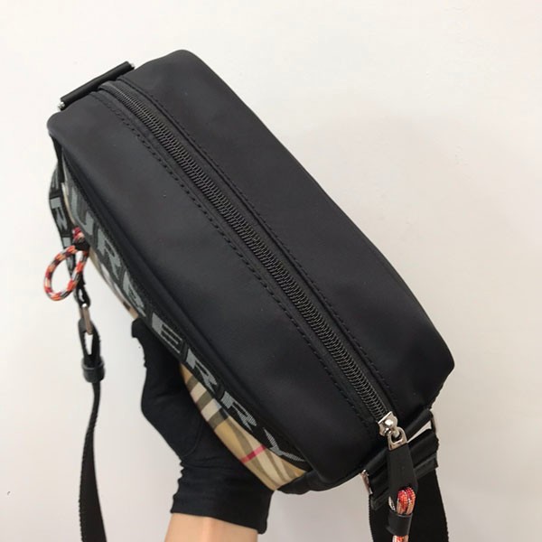 バーバリー クラシックチェック カメラバッグ 偽物 Bal89078