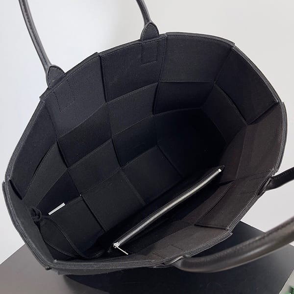セレブ多数愛用ボッテガ ヴェネタ 偽物 ラージ アルコ トートバッグ キャンバス boh76836