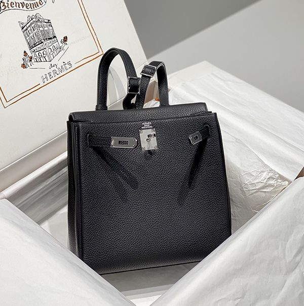 エルメス ケリーアドPM リュックサック 偽物 Kelly Ado シルバー金具