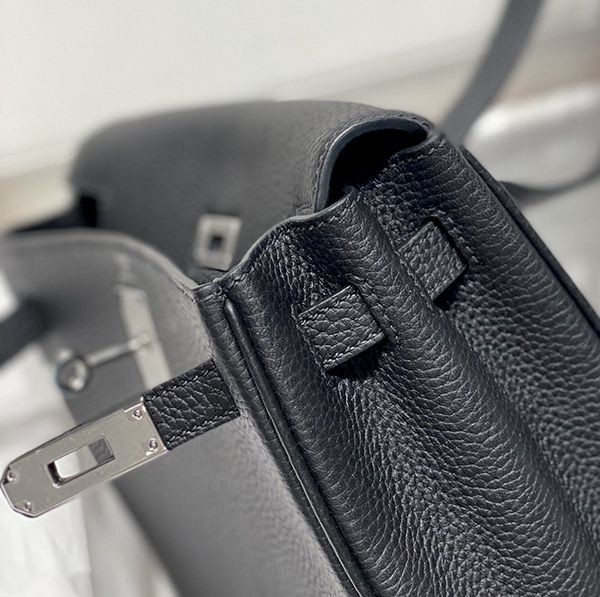 エルメス ケリーアドPM リュックサック 偽物 Kelly Ado シルバー金具