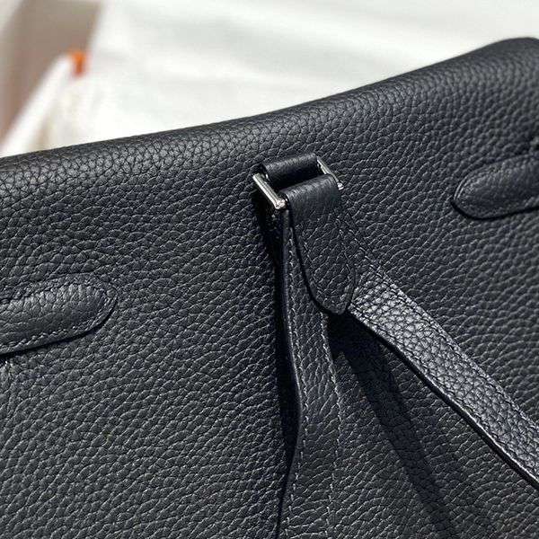 エルメス ケリーアドPM リュックサック 偽物 Kelly Ado シルバー金具