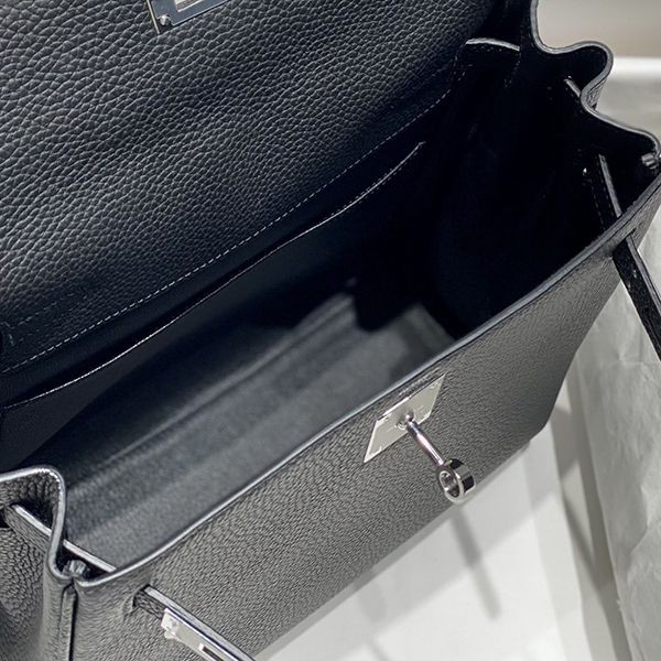 エルメス ケリーアドPM リュックサック 偽物 Kelly Ado シルバー金具