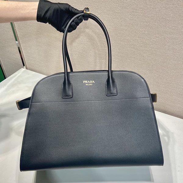 追跡付 プラダ ラージ レザー トートバッグ 偽物 1BG5081