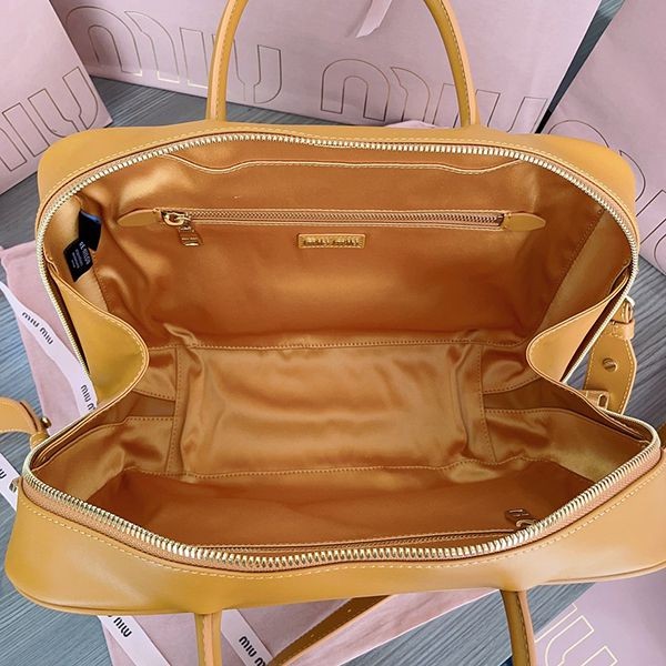 大人気!ミュウミュウ レザーハンドバッグ 偽物 コニャック myy59199