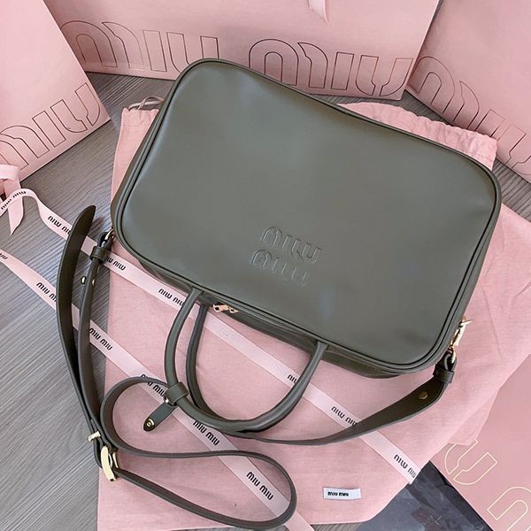 完売必至 ミュウミュウ レザーハンドバッグ 偽物 コニャック myw63192