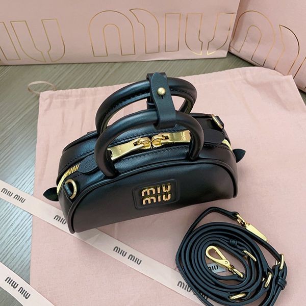完売必至 ミュウミュウ レザー トップハンドルバッグ 偽物 myz05339