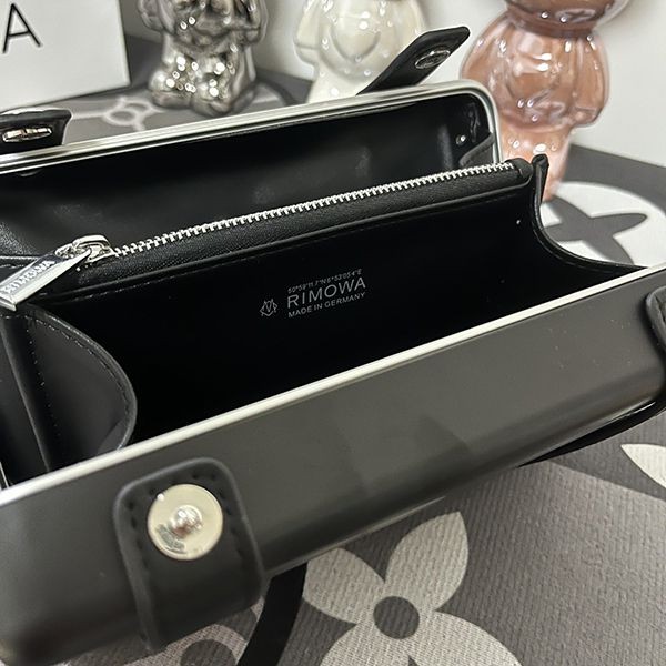 リモワ PERSONAL コピーポリカーボネート製クロスボディバッグ rix01606
