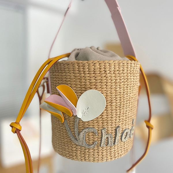 注目度抜群！【クロエ】かごバッグ 巾着バッグ 偽物 ストラップ ロゴ cha67976