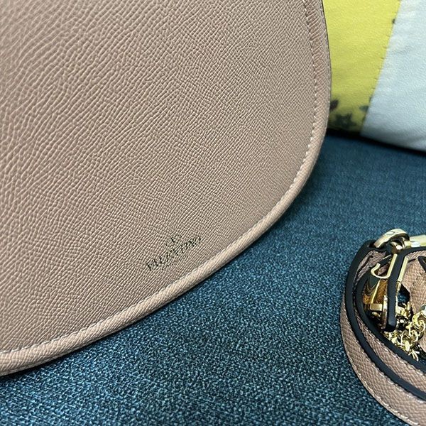 稀少 ヴァレンティノ V Logo Leather ショルダーバッグ Vuf55668
