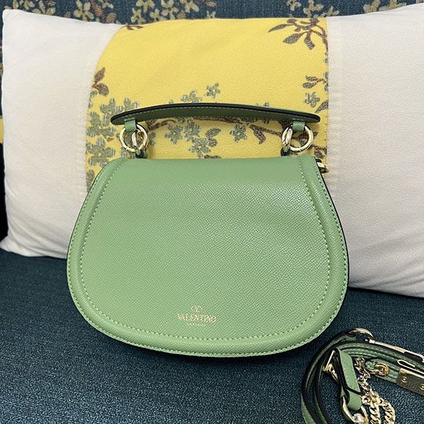 【大特価】ヴァレンティノ 激安V Logo Leather ショルダーバッグ Vul90725