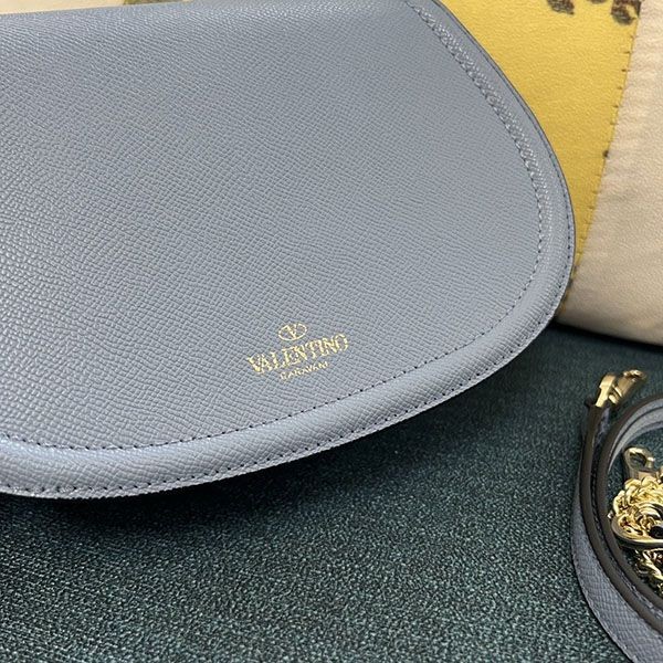 ☆超人気☆ヴァレンティノ V Logo Leather 偽物 ショルダーバッグ Vui58306
