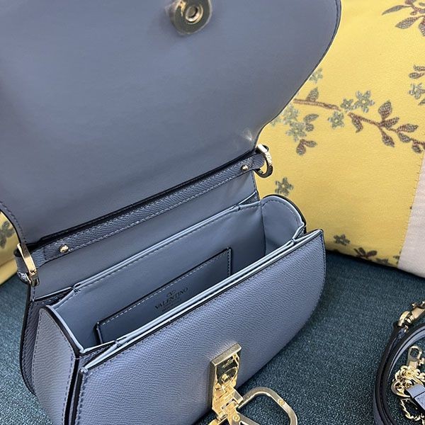 ☆超人気☆ヴァレンティノ V Logo Leather 偽物 ショルダーバッグ Vui58306