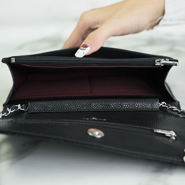世界中で大人気♪シャネル CCロゴ チェーンウォレット 偽物 shg92283