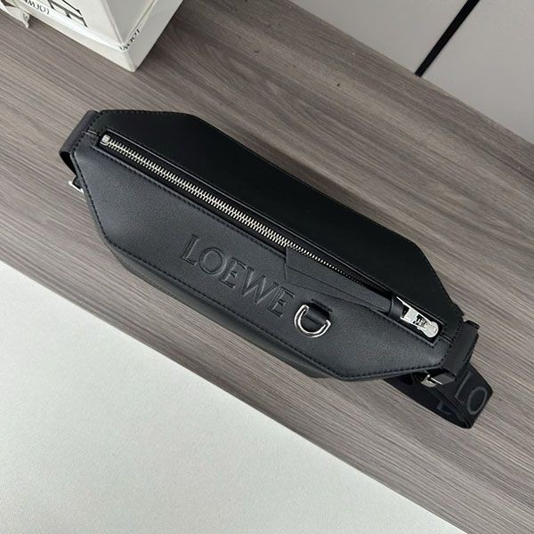 すぐ届く ロエベ カーフスキン コンバーチブル スリングバッグ lol21559