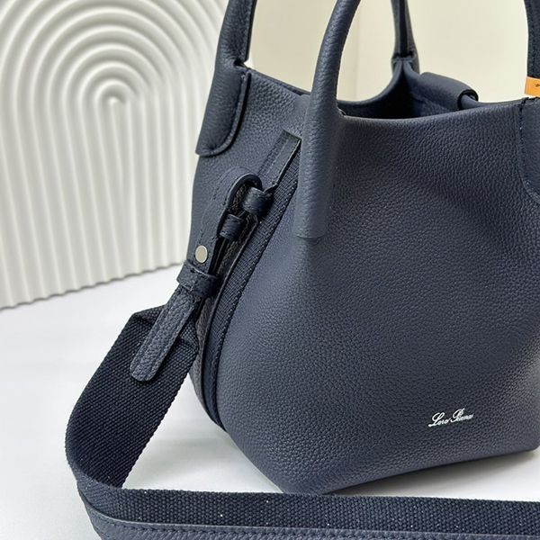 超限定♪ロロピアーナ マイクロ ベイル 偽物レザー ハンドバッグ roz77002