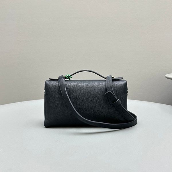 ロロピアーナ エクストラ ポケット ポーチ L19 偽物ショルダー バッグ rok46578