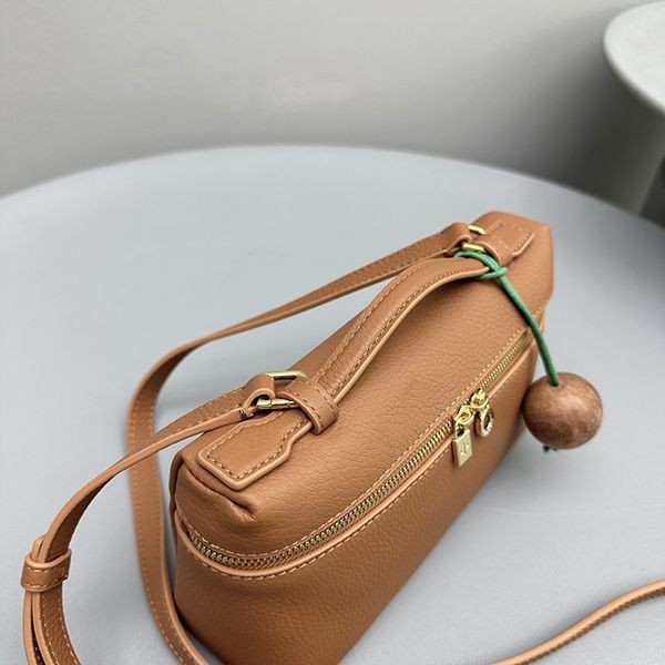 ロロピアーナ エクストラ ポケット ポーチ L19 コピーショルダー バッグ ron17449