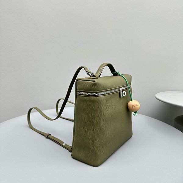 注目度抜群！ロロピアーナ Extra Pocket バックパック パチモンL23.5 rof24137